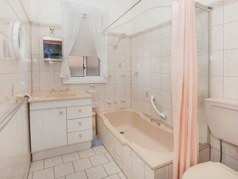 81 Third Avenue, Port Kembla NSW 2505