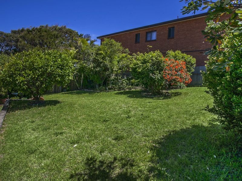 81 Third Avenue, Port Kembla NSW 2505