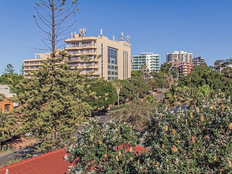 9/6-8 Pleasant Avenue, Wollongong North NSW 2500