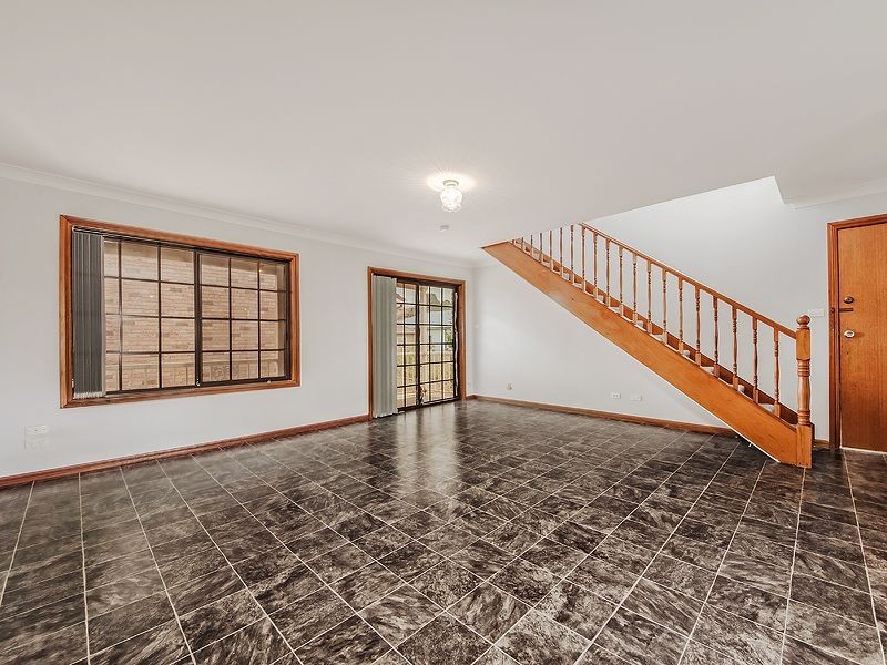 6/4 Heaslip Street, Coniston NSW 2500