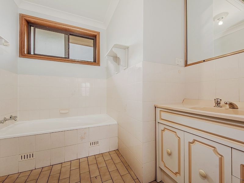 6/4 Heaslip Street, Coniston NSW 2500