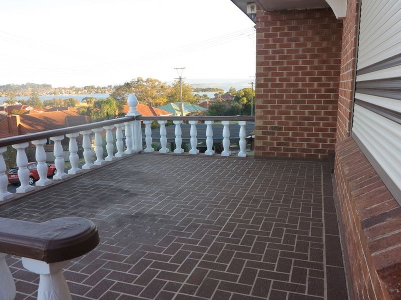 32 Lee Street, Warrawong NSW 2502