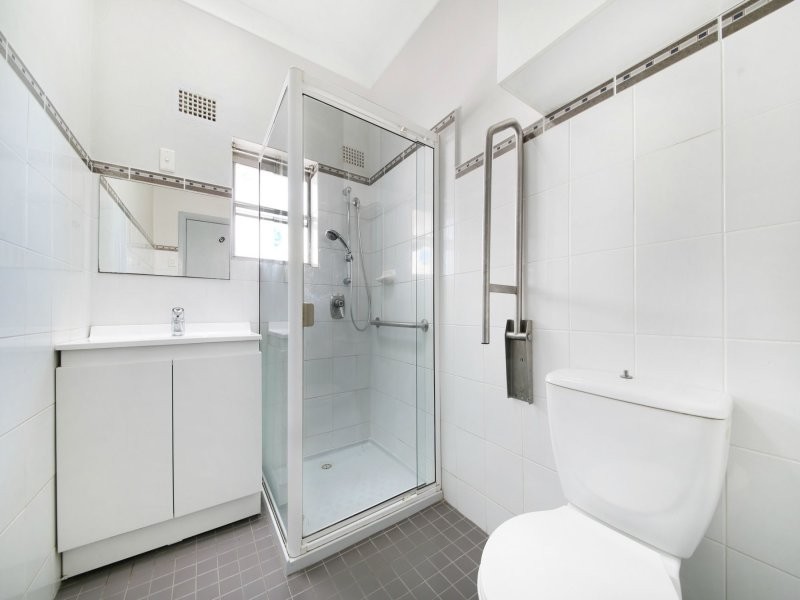 2 Griffiths Avenue, Port Kembla NSW 2505