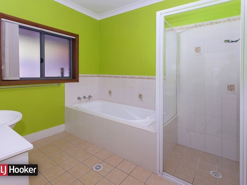 2 Chaplin Place, Albion Park NSW 2527