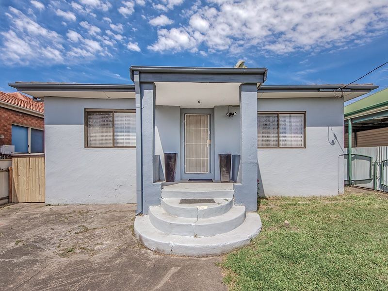 27 Merrett Avenue, Cringila NSW 2502