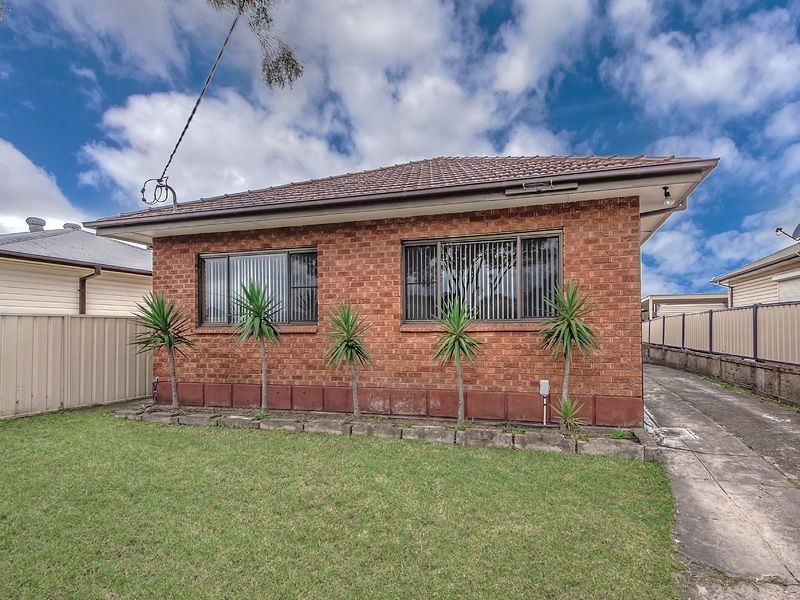 15 Sheffield Street, Cringila NSW 2502