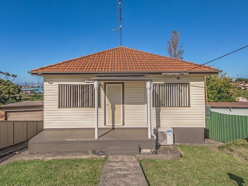 1/7 Malcolm Avenue, Cringila NSW 2502