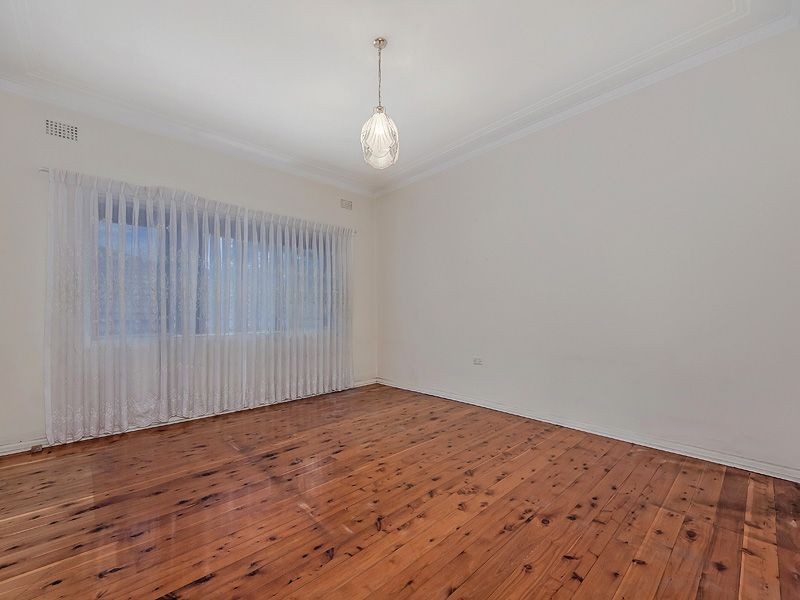 54 Robertson Street, Port Kembla NSW 2505