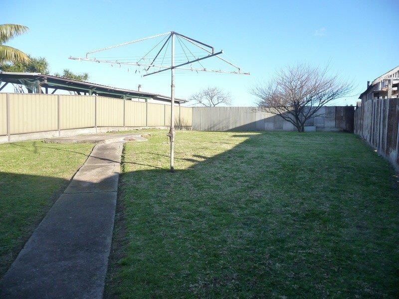 7 Fitzgerald Street, Cringila NSW 2502