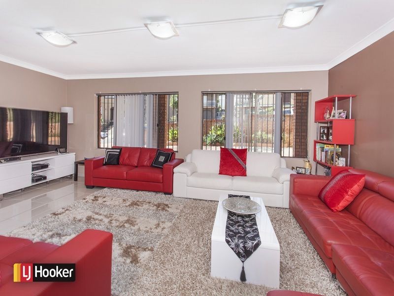 1 Jane Avenue, Warrawong NSW 2502