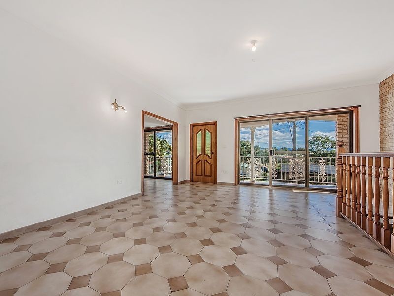 2/145 Lake Entrance Road, Barrack Heights NSW 2528