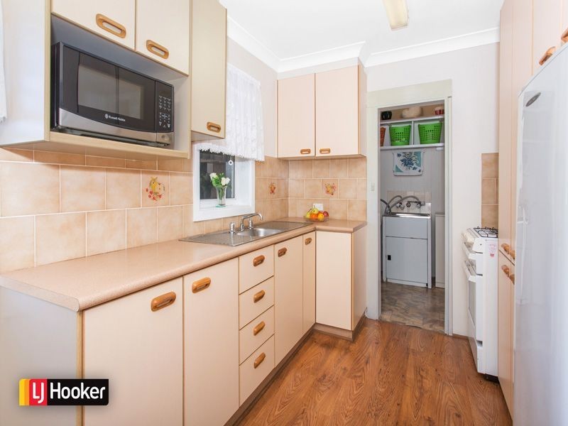 9 Carringle Street, Berkeley NSW 2506