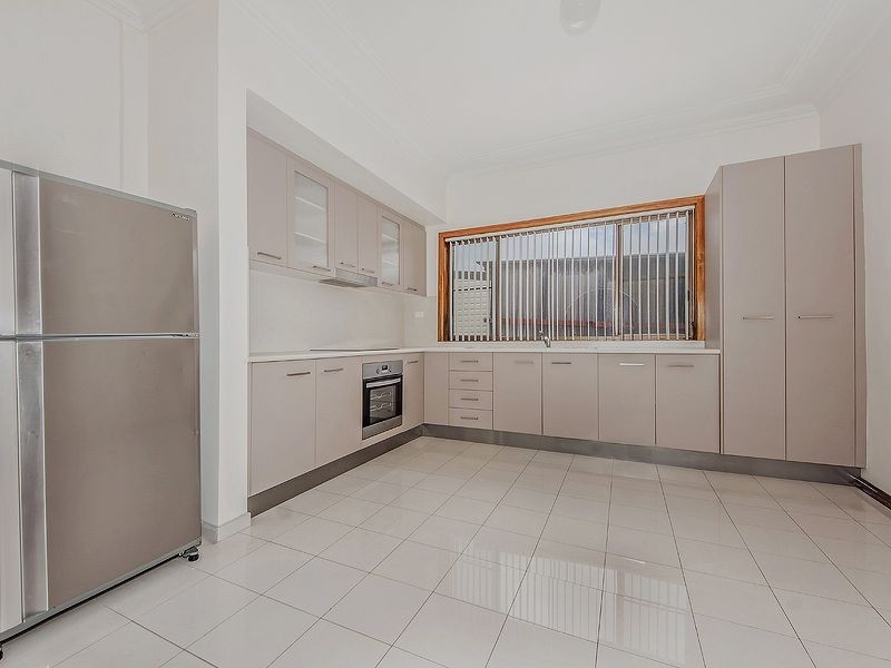 15 Sheffield Street, Cringila NSW 2502