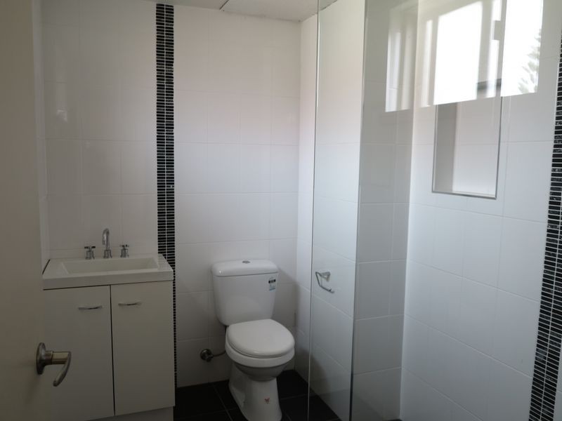 2/1 Olympic Boulevard, Port Kembla NSW 2505