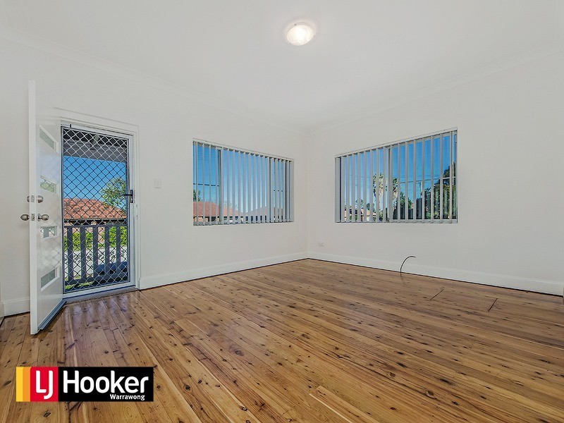 38 Stuart  Road, Warrawong NSW 2502