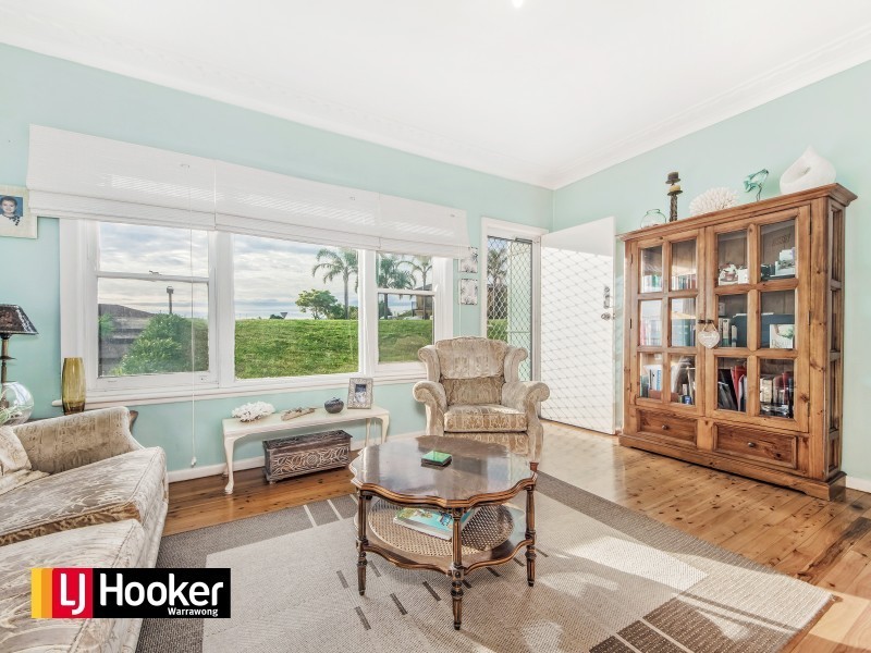 27 Minnegang Street, Warrawong NSW 2502