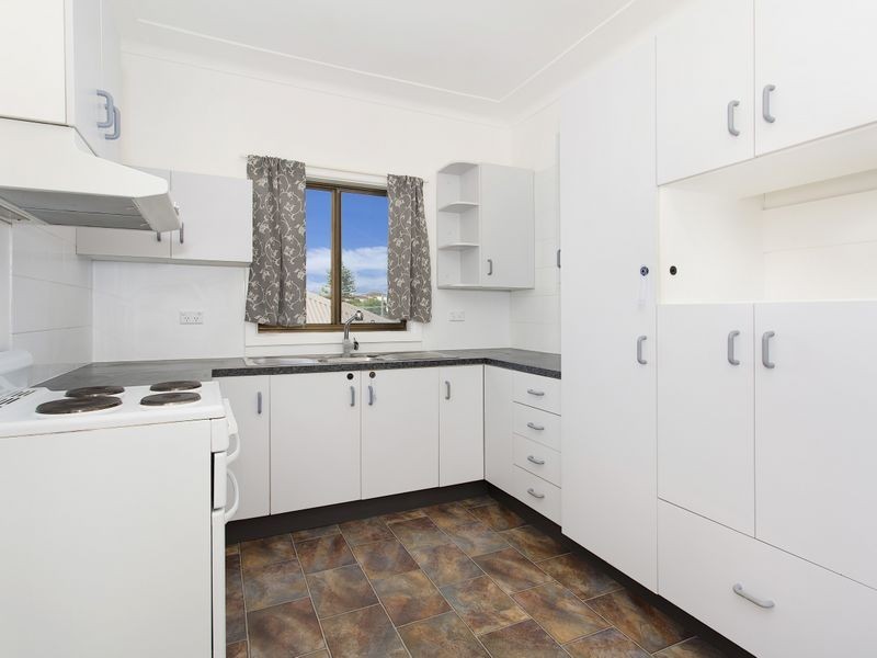 2 Second Avenue, Port Kembla NSW 2505