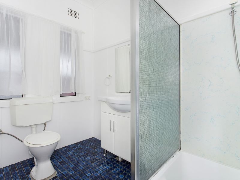 2 Second Avenue, Port Kembla NSW 2505