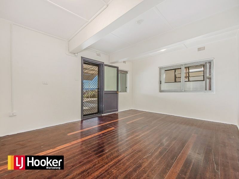 2/39 Robertson Street, Port Kembla NSW 2505