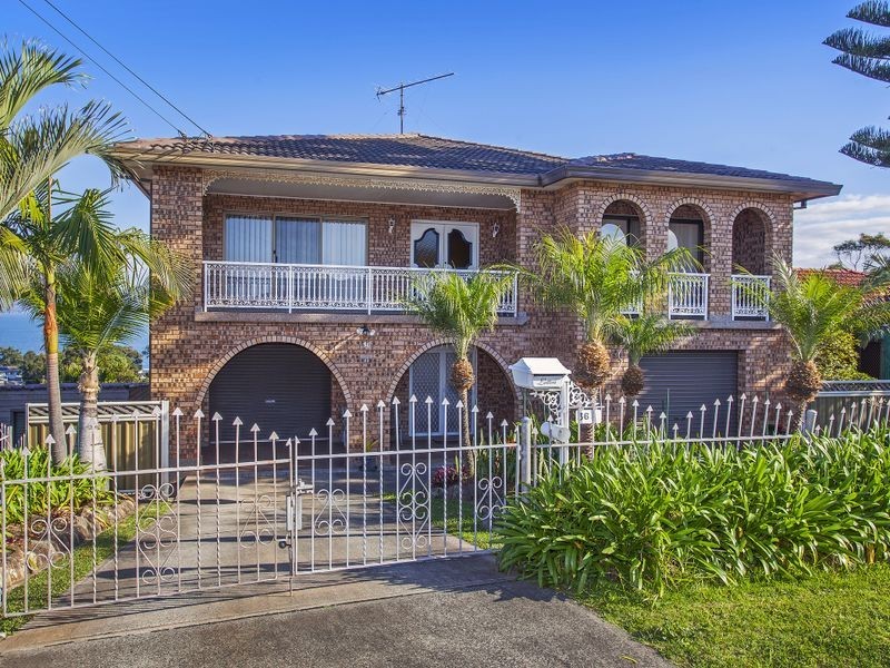 36 Buena Vista Aveue, Lake Heights NSW 2502