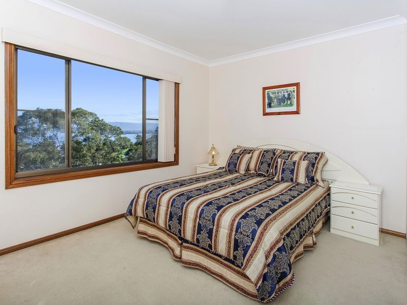 36 Buena Vista Aveue, Lake Heights NSW 2502