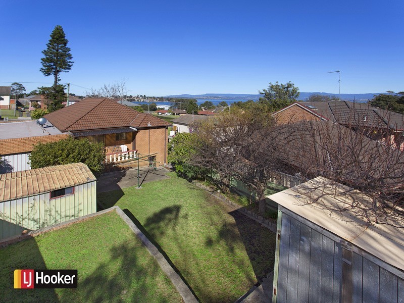 16 Dean Road, Warrawong NSW 2502