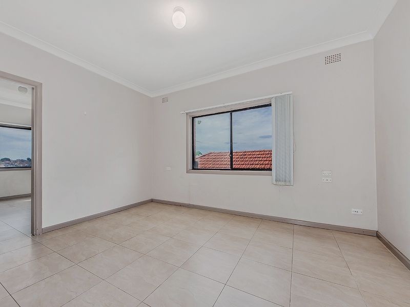 1/25 Lake Heights Road, Lake Heights NSW 2502
