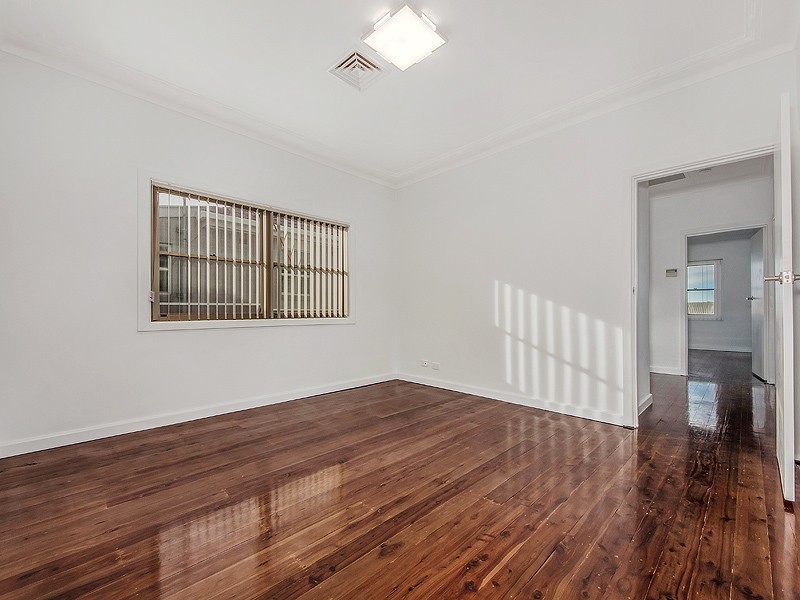 103 Illawarra Street, Port Kembla NSW 2505