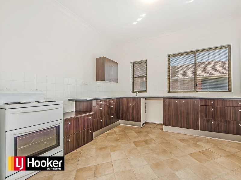 30 Korrongulla Cres, Primbee NSW 2502