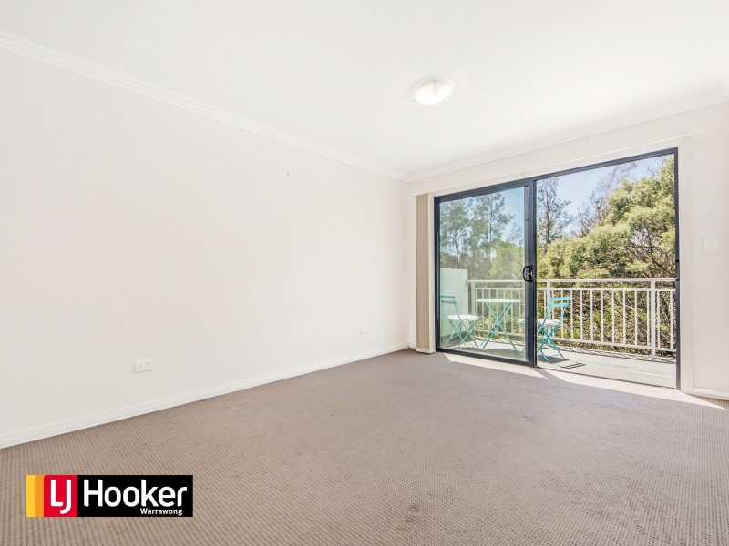 Unit 4/15 Hingston Close, Lake Heights NSW 2502