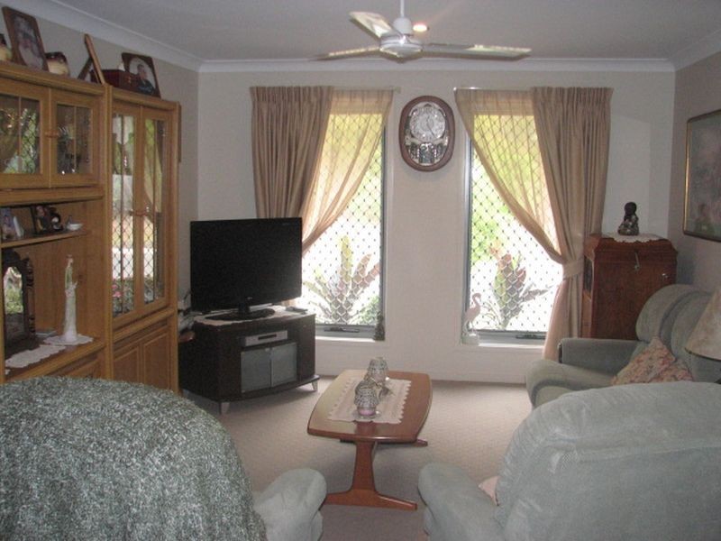 64 Aldgate Crescent, Pacific Pines QLD 4211