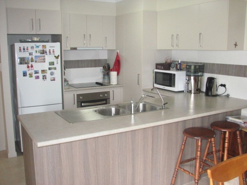 64 Aldgate Crescent, Pacific Pines QLD 4211
