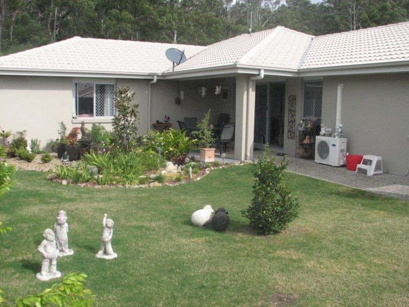 64 Aldgate Crescent, Pacific Pines QLD 4211
