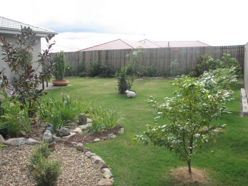 64 Aldgate Crescent, Pacific Pines QLD 4211