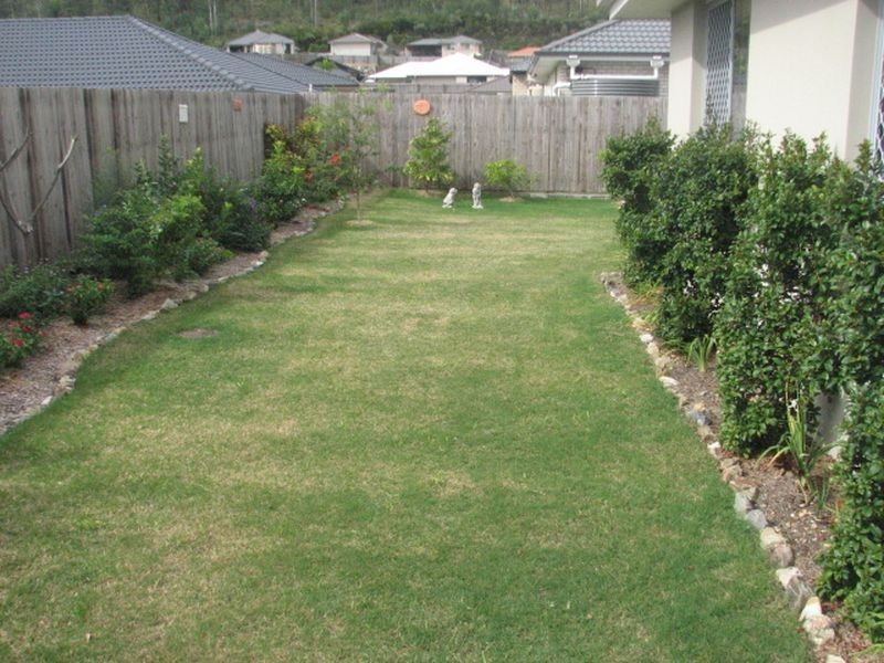 64 Aldgate Crescent, Pacific Pines QLD 4211