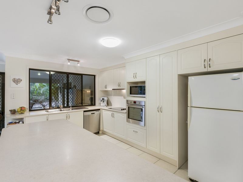 3 Bimberi Row, Pacific Pines QLD 4211