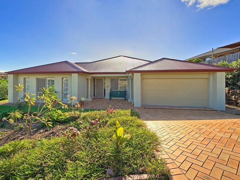 2 Minyon Court, Pacific Pines QLD 4211