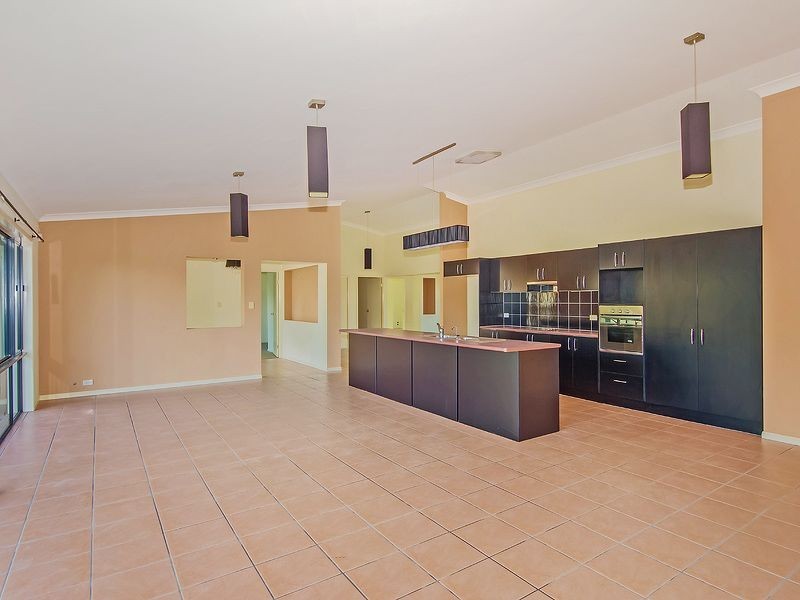22 Maloney Crescent, Maudsland QLD 4210