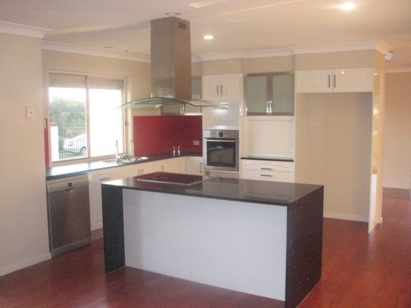 3 Laysan Crescent, Oxenford QLD 4210