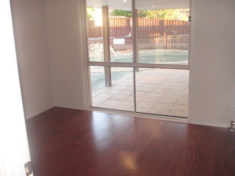 3 Laysan Crescent, Oxenford QLD 4210
