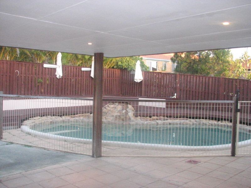 3 Laysan Crescent, Oxenford QLD 4210