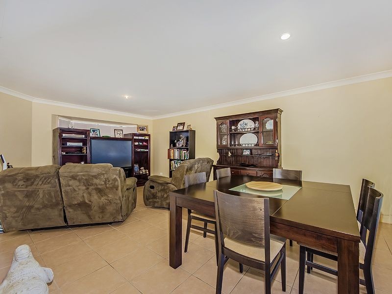 14 Arragan Court, Pacific Pines QLD 4211