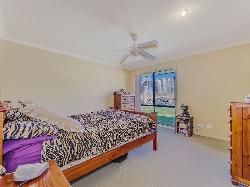14 Arragan Court, Pacific Pines QLD 4211