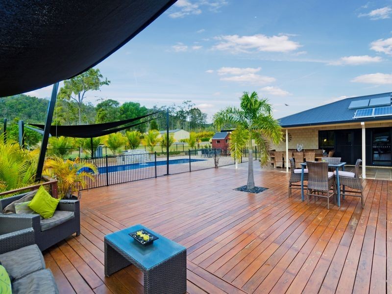 15 Ginger Rogers Road, Maudsland QLD 4210