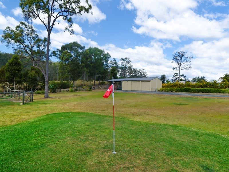 15 Ginger Rogers Road, Maudsland QLD 4210