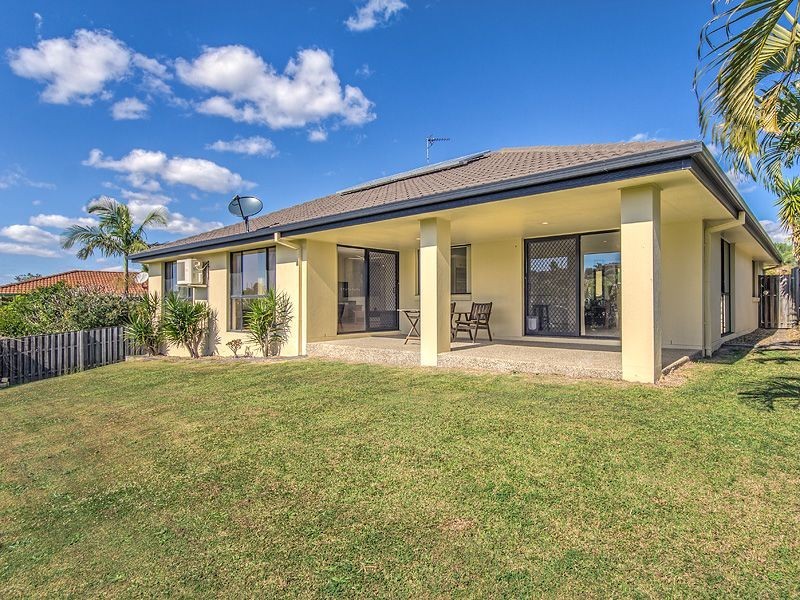 9 Howland Circuit, Pacific Pines QLD 4211