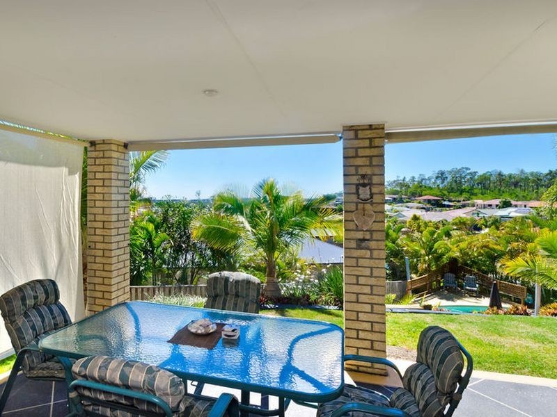 5 Gould Place, Pacific Pines QLD 4211