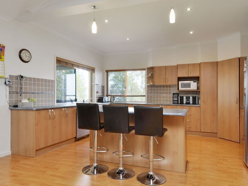 54 Hillary Circuit, Pacific Pines QLD 4211