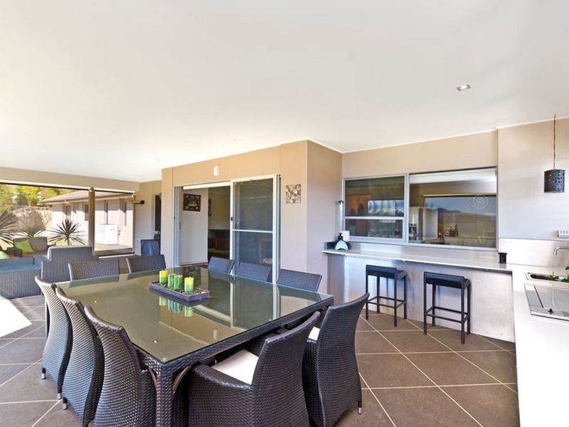 14 Ginger Rogers Road, Maudsland QLD 4210