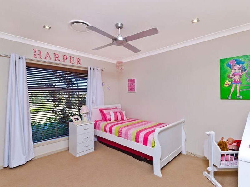 14 Ginger Rogers Road, Maudsland QLD 4210